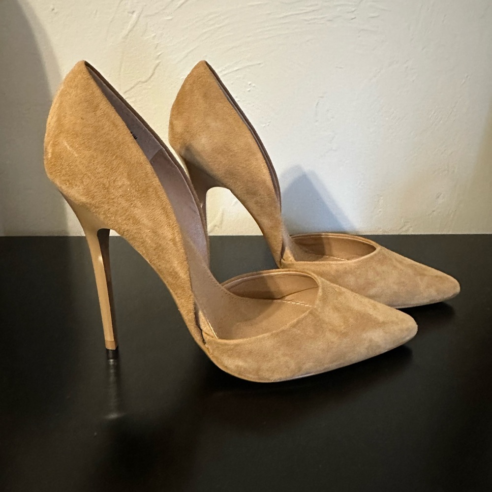Steve Madden Suede Tan Heels